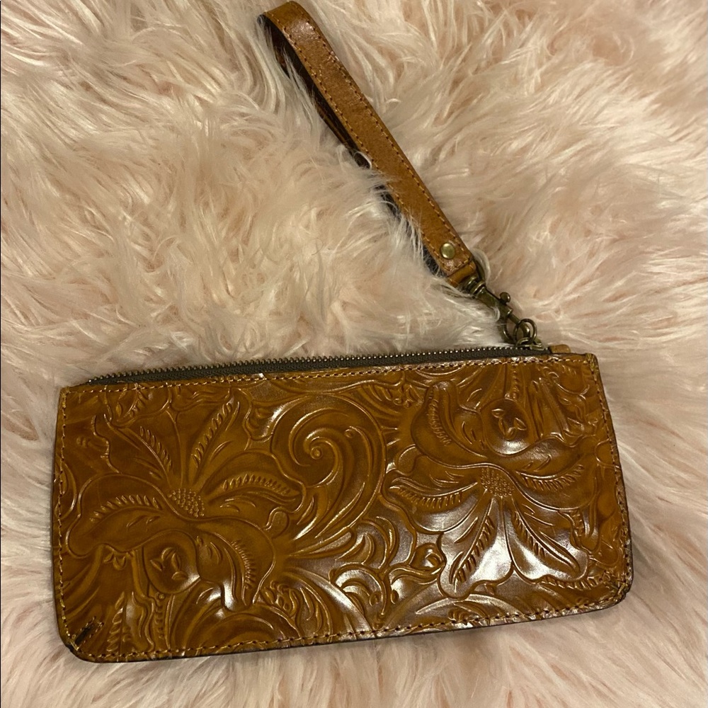 NWOT Patricia Nash Leather Wallet